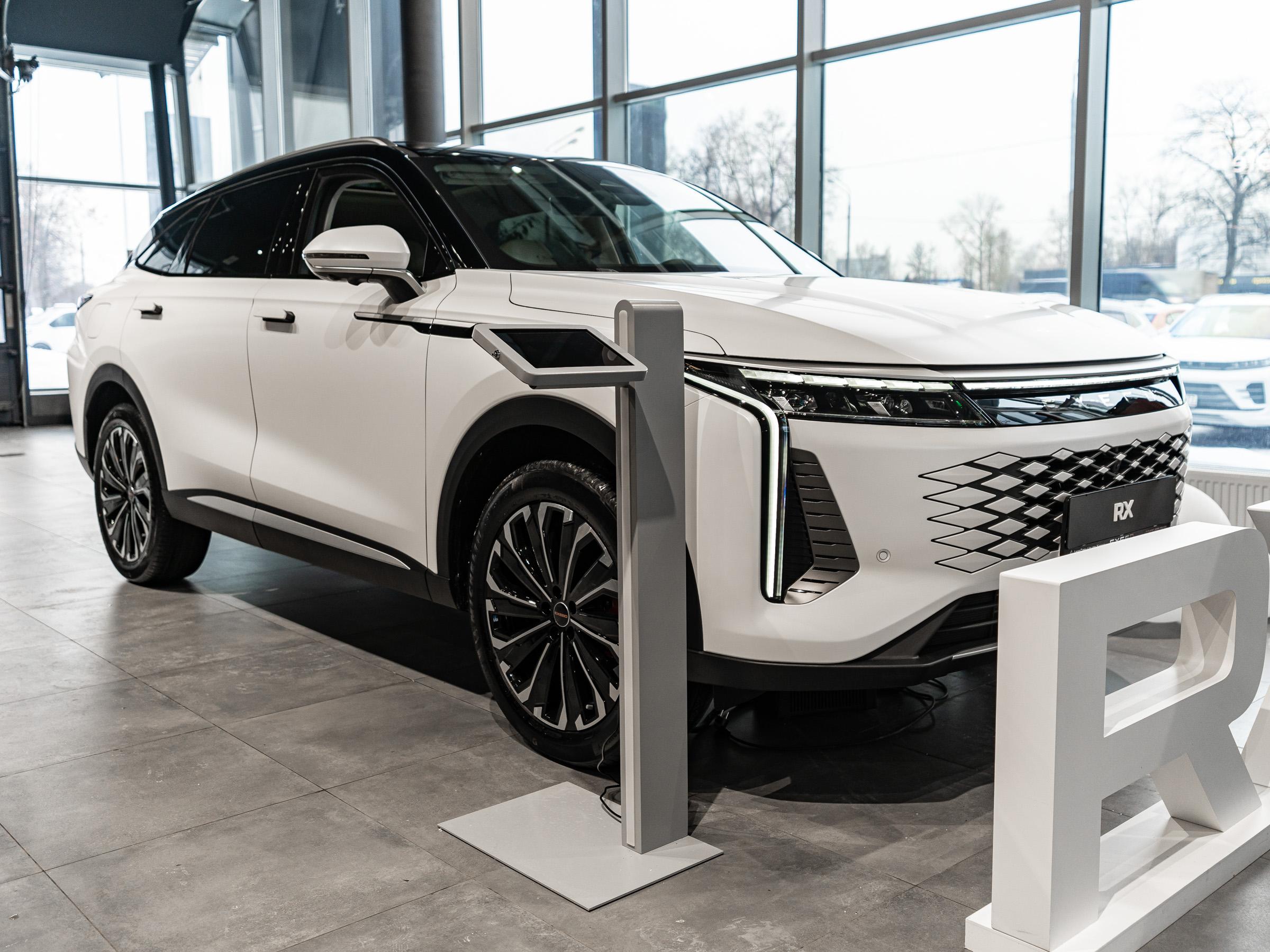 EXEED RX I поколение 2.0 AT 4WD (249 л.с.) Премиум Белый 2025 