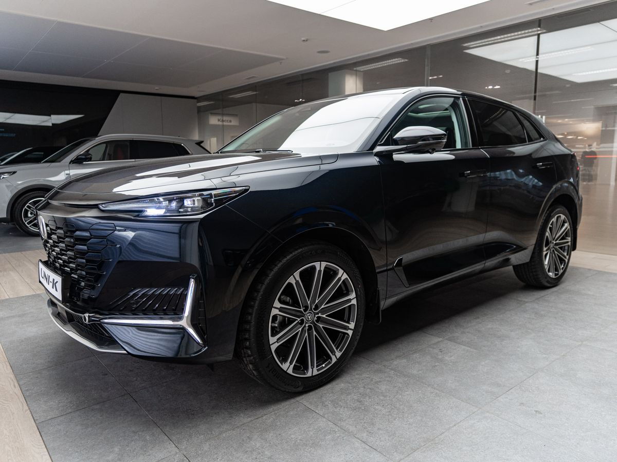 Автомобиль Changan UNI-K I поколение 2.0 AT 4WD (226 л.с.) Tech Чёрный 2024 