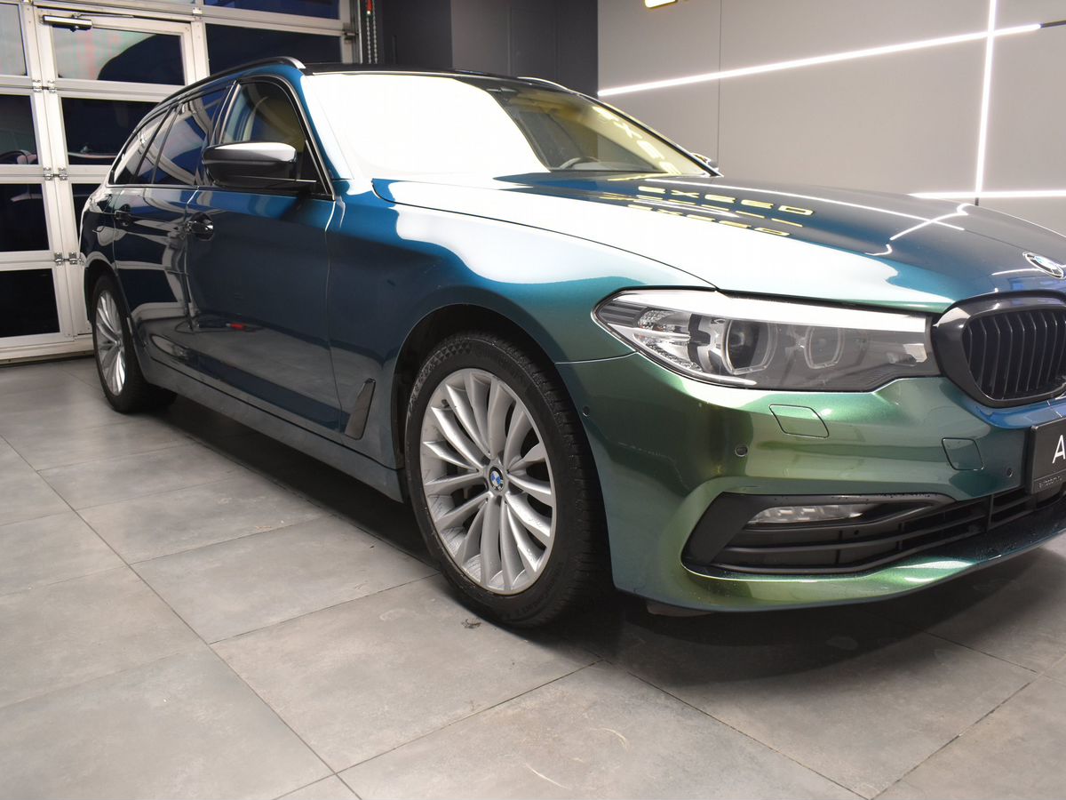 Автомобиль BMW 5 серии VII поколение (G30/G31) 530 3.0d AT 4WD (265 л.с.) Base Чёрный 2018 с пробегом 216 713 км