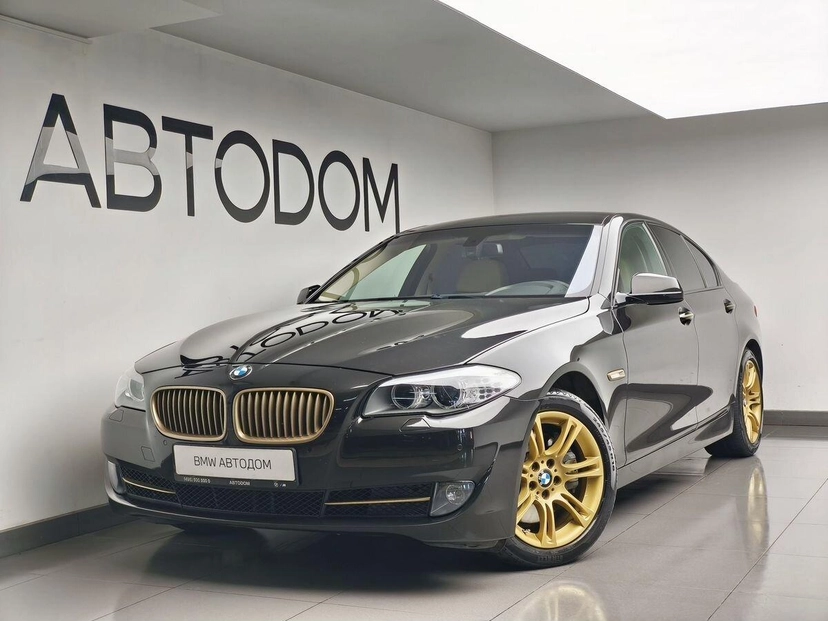 Автомобиль BMW 5 серии VI поколение (F07/F10/F11) 550 4.4 AT 4WD (407 л.с.) Base Чёрный 2012 с пробегом 39 435 км