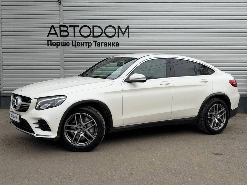Mercedes-Benz GLC coupe I поколение (C253) 250 2.0 AT 4Matic (211 л.с.) Особая серия Белый 2018 с пробегом 100 986 км