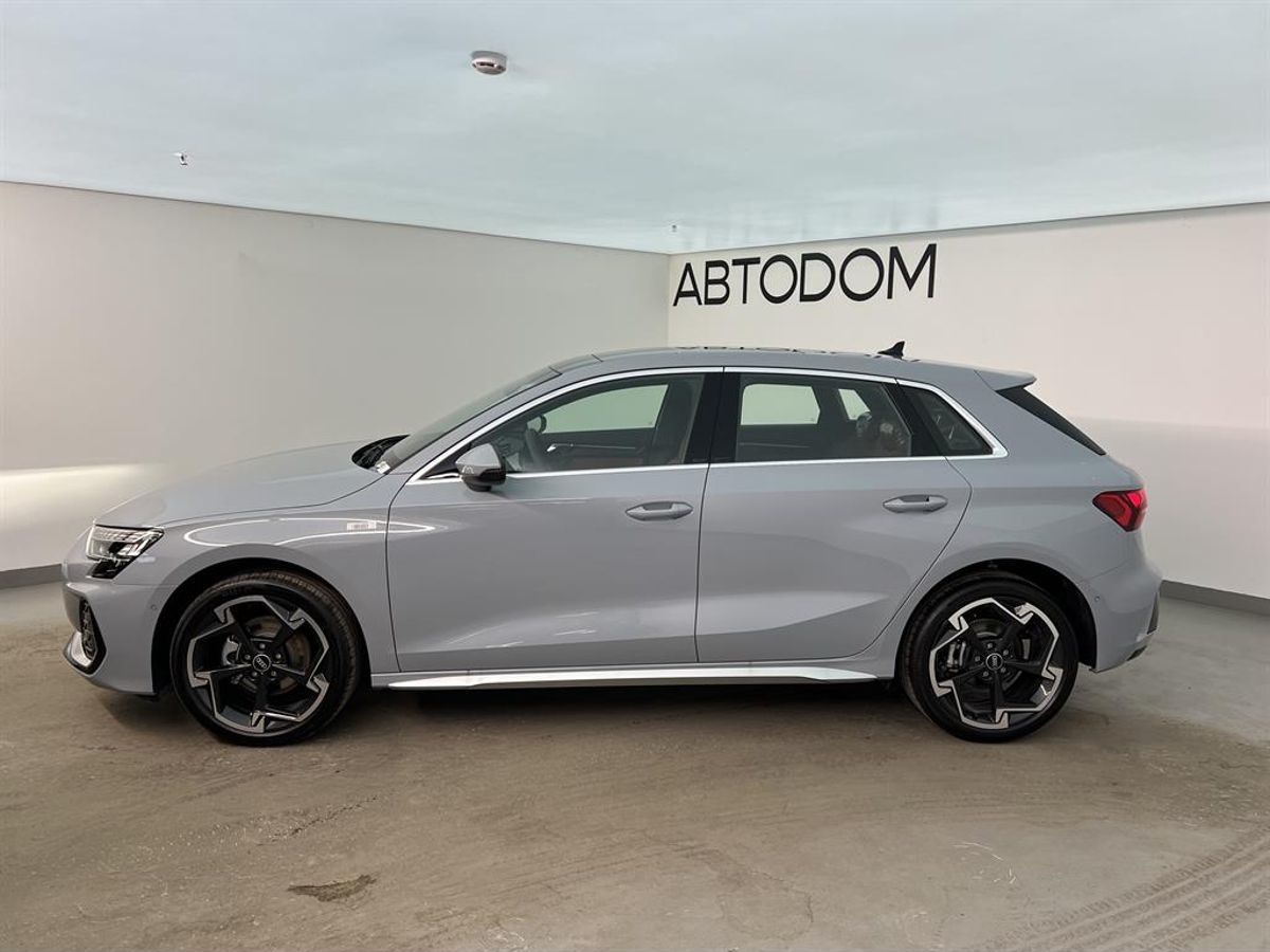 Автомобиль Audi A3 IV (8Y) [рестайлинг] 1.5 AMT (150 л.с.) S line Серый 2025 