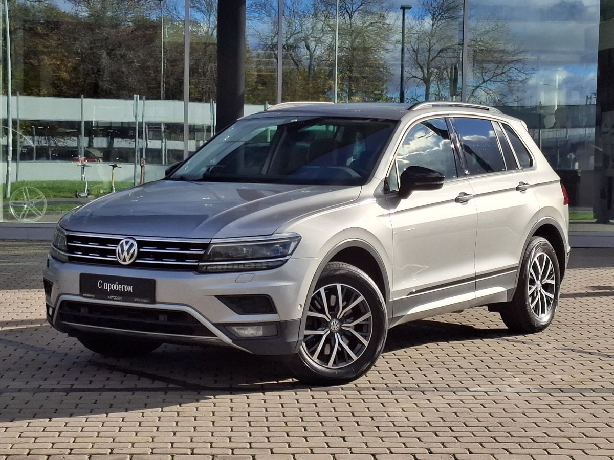 Volkswagen Tiguan II поколение 2.0 AMT 4WD (180 л.с.) Offroad Серый 2019 с пробегом 122 687 км