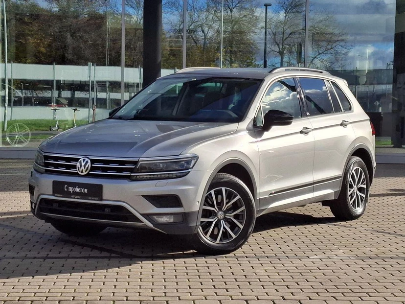 Volkswagen Tiguan II поколение 2.0 AMT 4WD (180 л.с.) Offroad Серый 2019 с пробегом 122 687 км