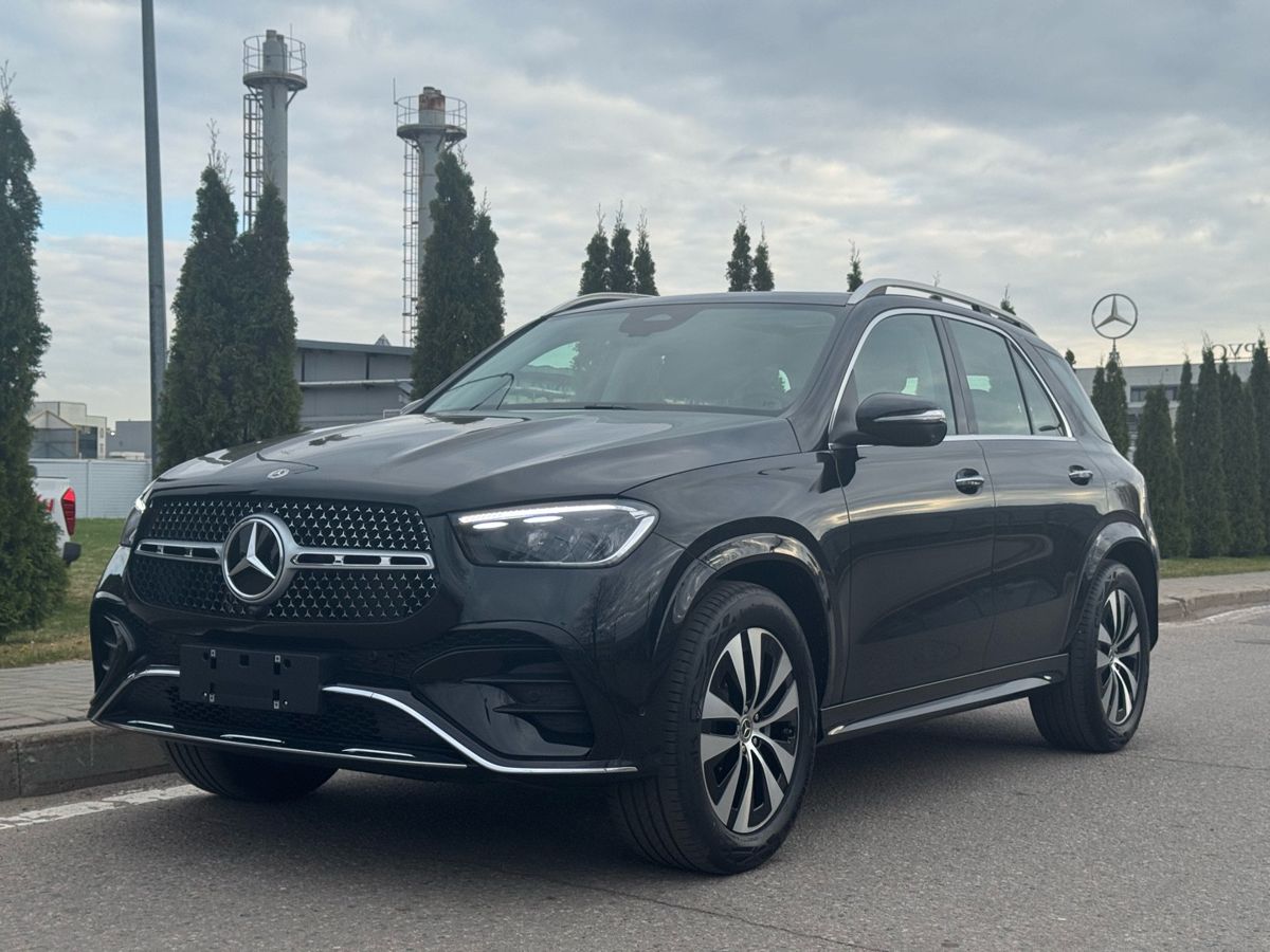 Автомобиль Mercedes-Benz GLE II (V167) [рестайлинг] 2.0 AT 4Matic (258 л.с.) Base Чёрный 2025 с пробегом 40 км