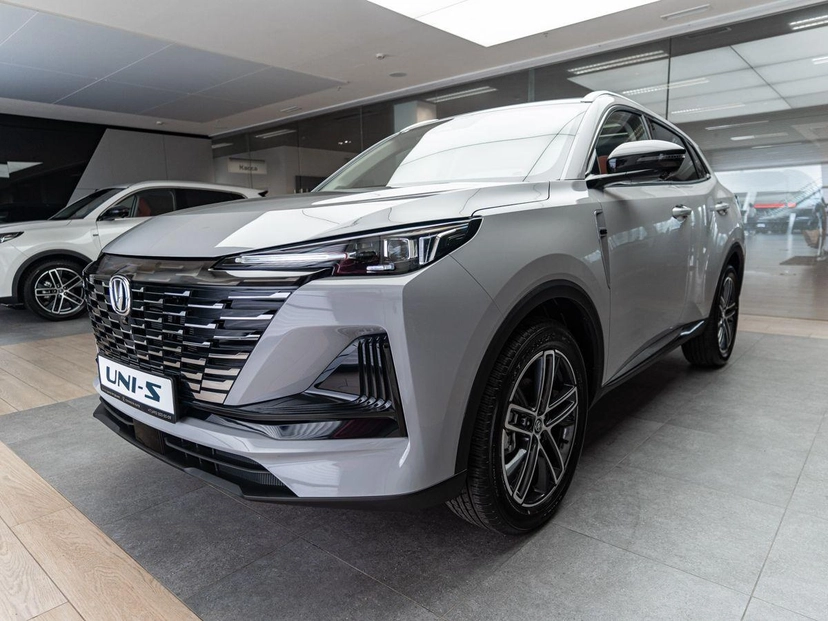 Автомобиль Changan UNI-S I поколение 1.5 AMT (181 л.с.) Tech+ Серый 2024