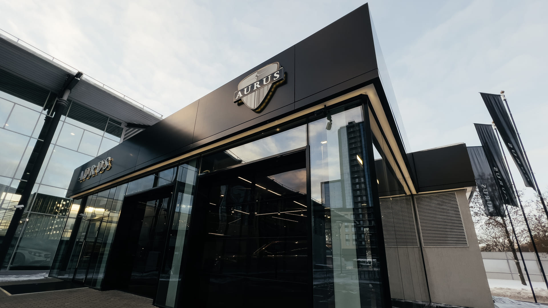 изображение дилерского центра