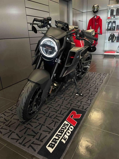 Мотоцикл KTM 790 Duke I поколение 790 Duke Base Красный 2022 с пробегом 1 км