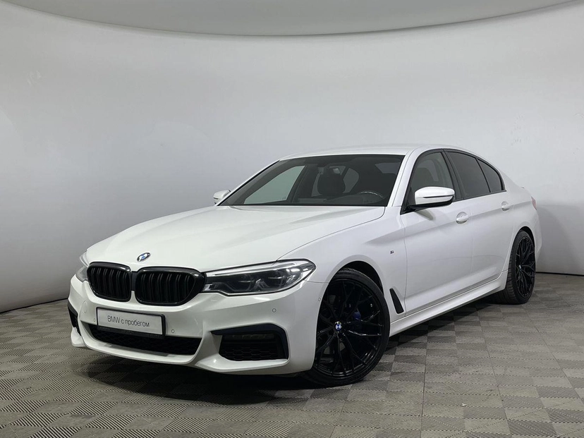 Автомобиль BMW 5 серии VII поколение (G30/G31) 530 2.0 AT 4WD (249 л.с.) M Sport Белый 2018 с пробегом 99 554 км