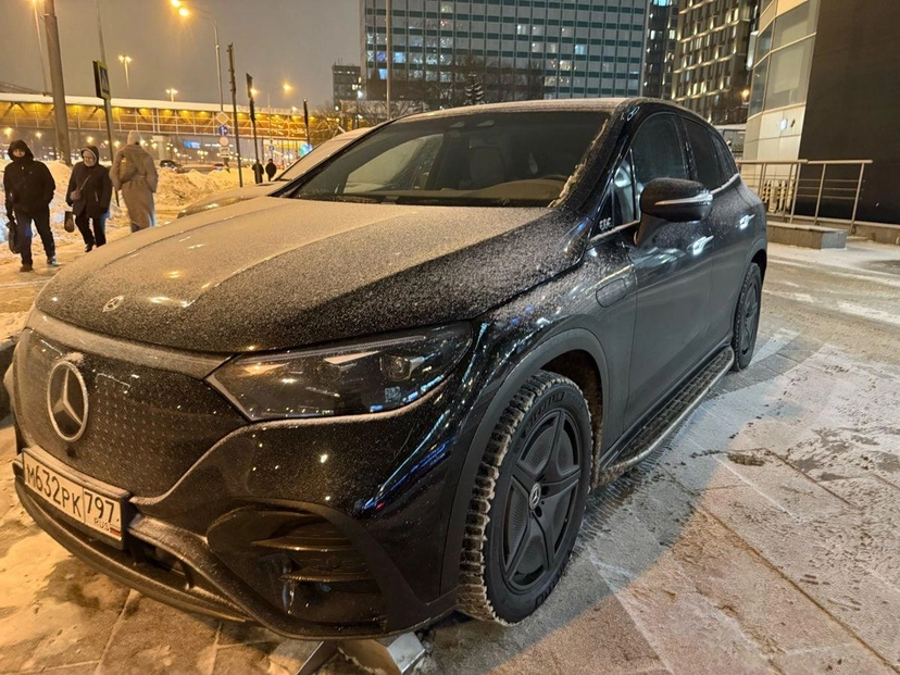 Автомобиль Mercedes-Benz EQE SUV I поколение 500 Electro AT 4Matic (300 кВт) AMG Line Premium Чёрный 2023 с пробегом 13 000 км