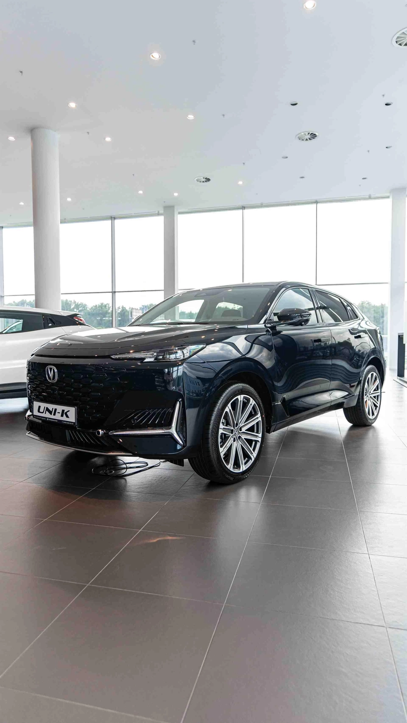 Автомобиль Changan UNI-K I поколение 2.0 AT 4WD (226 л.с.) Tech Чёрный 2024