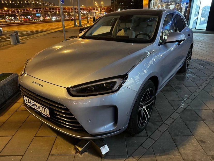 Автомобиль Seres M5 I поколение 1.5hyb AT 4WD (487 л.с.) Premium Синий 2024 с пробегом 3 500 км