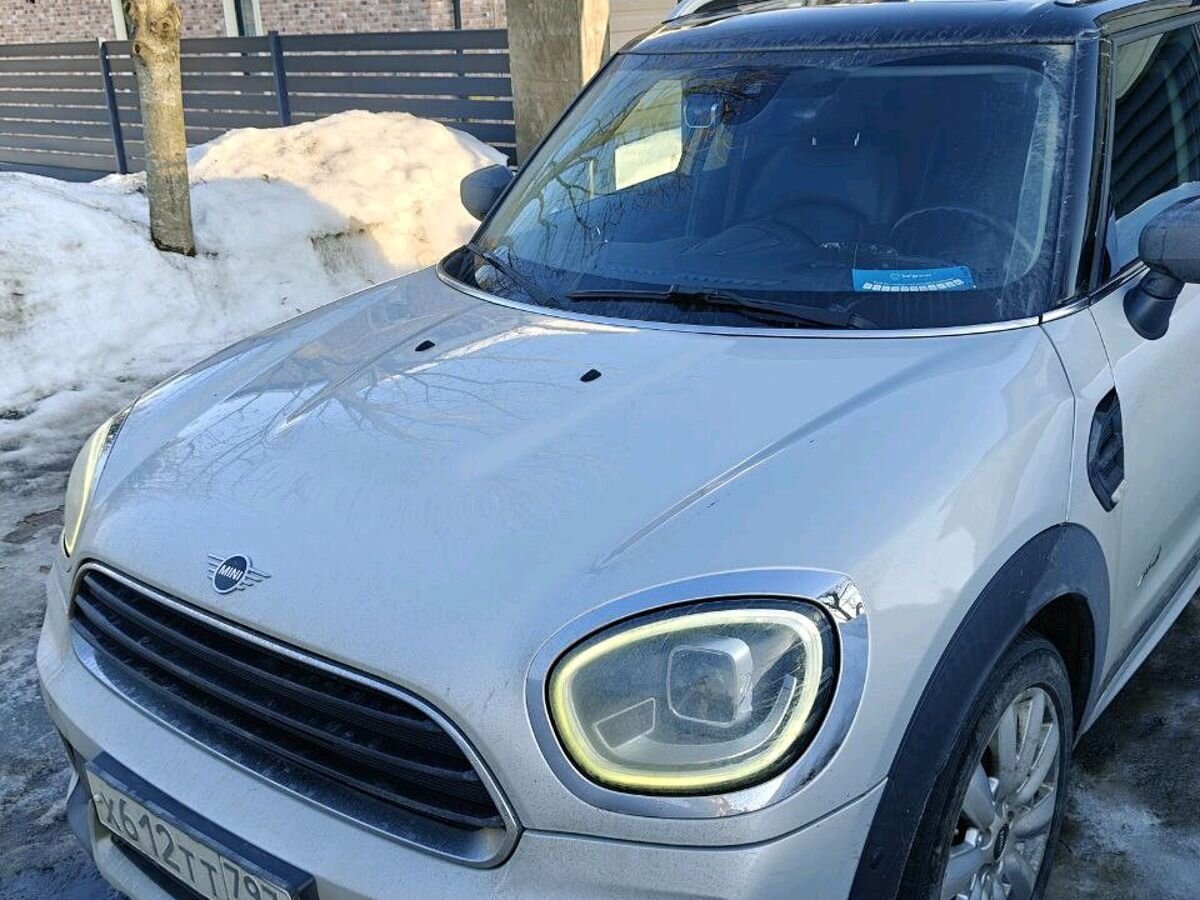 Автомобиль MINI Countryman II (F60) [рестайлинг] Cooper D 2.0d AT 4WD (150 л.с.) Cooper Серебристый 2021 с пробегом 97 000 км