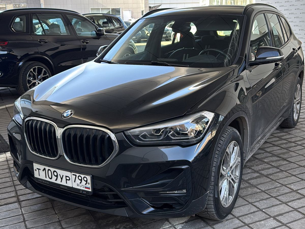 Автомобиль BMW X1 II (F48) [рестайлинг] 2.0d AT 4WD (150 л.с.) Sport Line Чёрный 2021 с пробегом 27 950 км