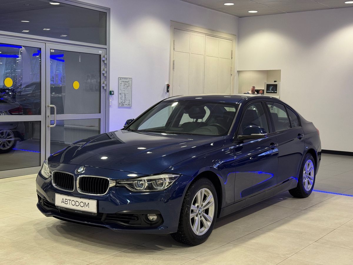 Автомобиль BMW 3 серии VI (F30/F31/F34) [рестайлинг] 318 1.5 AT (136 л.с.) Base Синий 2018 с пробегом 27 360 км
