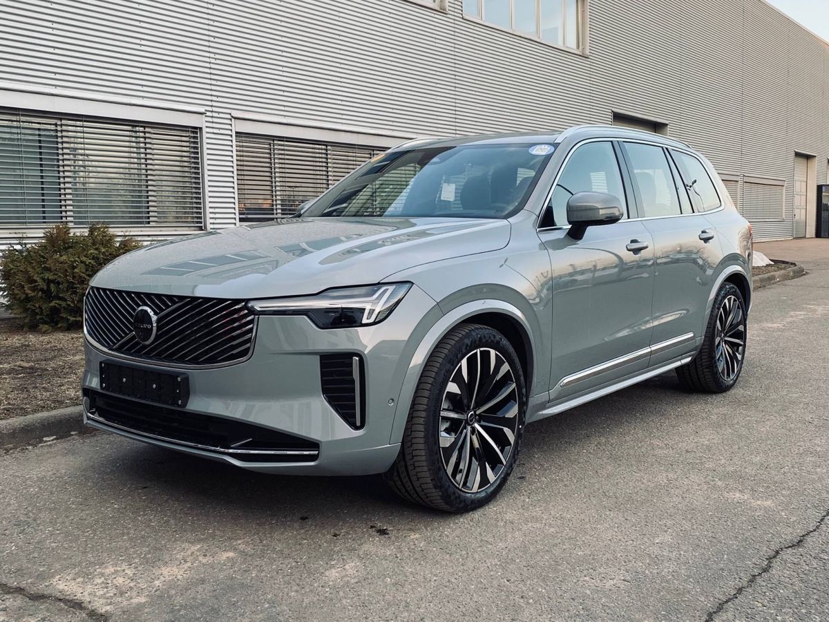Автомобиль Volvo XC90 II [2-й рестайлинг] 2.0 AT 4WD (300 л.с.) Ультра / Ultra Серый 2025 с пробегом 25 км