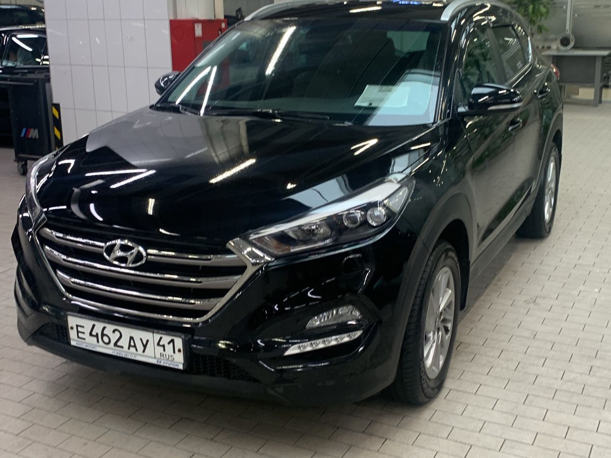 Hyundai Tucson III поколение 2.0d AT 4WD (185 л.с.) Travel Чёрный 2017 с пробегом 35 282 км