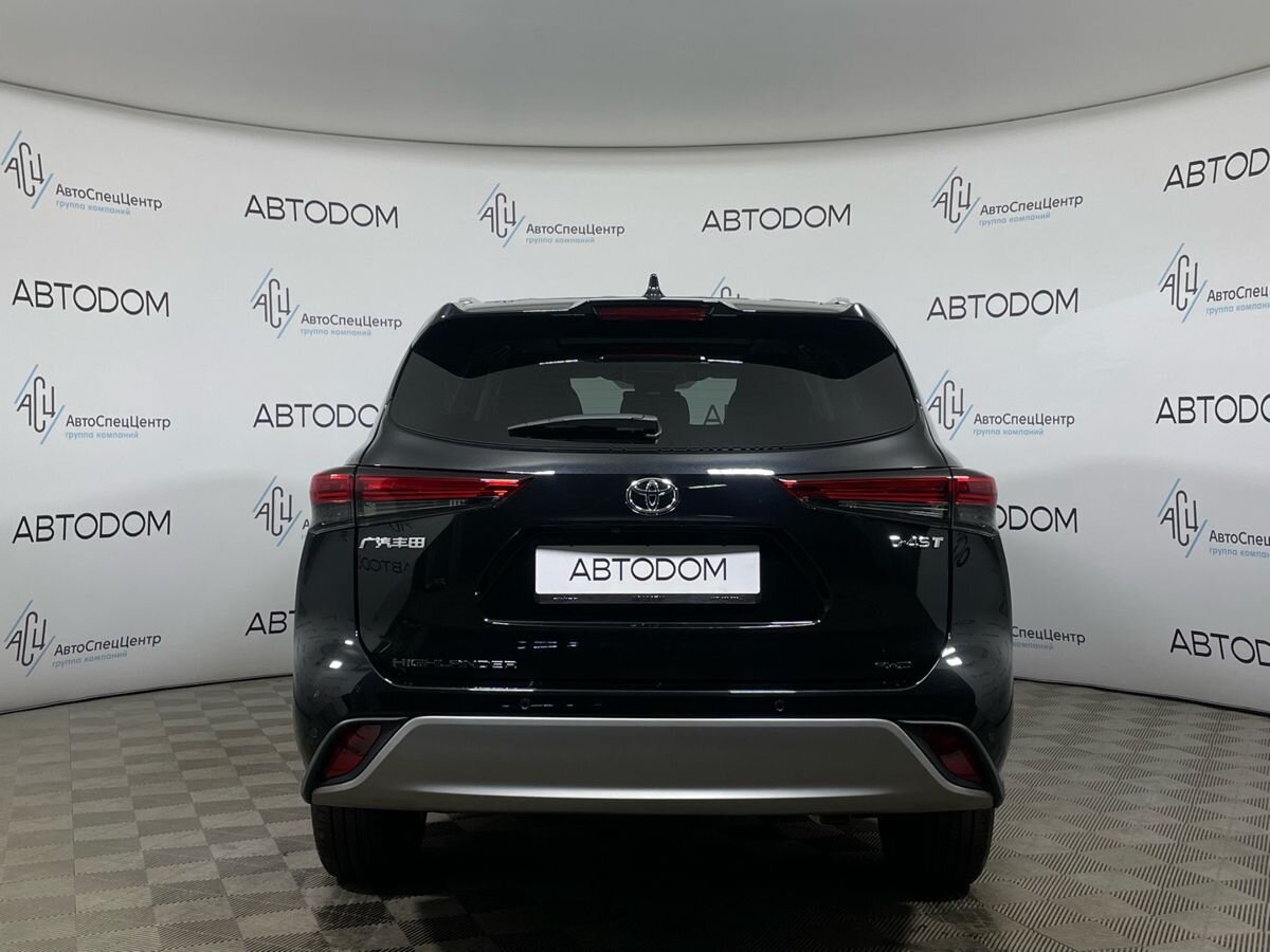 Автомобиль Toyota Highlander IV поколение 2.0 AT 4WD (248 л.с.) Premium Чёрный 2025 с пробегом 15 км
