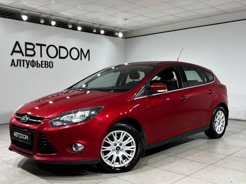 Ford Focus III поколение 2.0 MT (150 л.с.) Trend Красный 2012 с пробегом 194 042 км