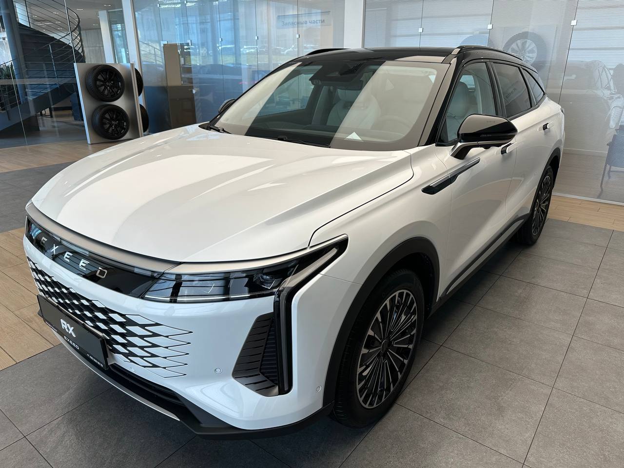 Автомобиль EXEED RX I поколение 2.0 AMT 4WD (249 л.с.) Flagship Белый 2025 