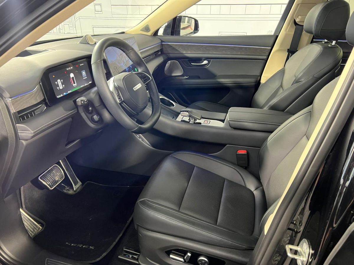 Автомобиль Seres M5 I поколение 1.5hyb AT 4WD (487 л.с.) Premium Чёрный 2024 с пробегом 19 353 км