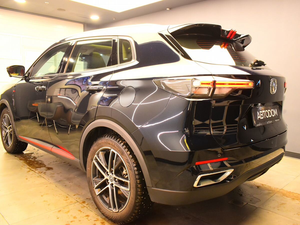 Автомобиль Changan UNI-S I поколение 1.5 AMT (181 л.с.) Tech+ Чёрный 2024 с пробегом 27 300 км