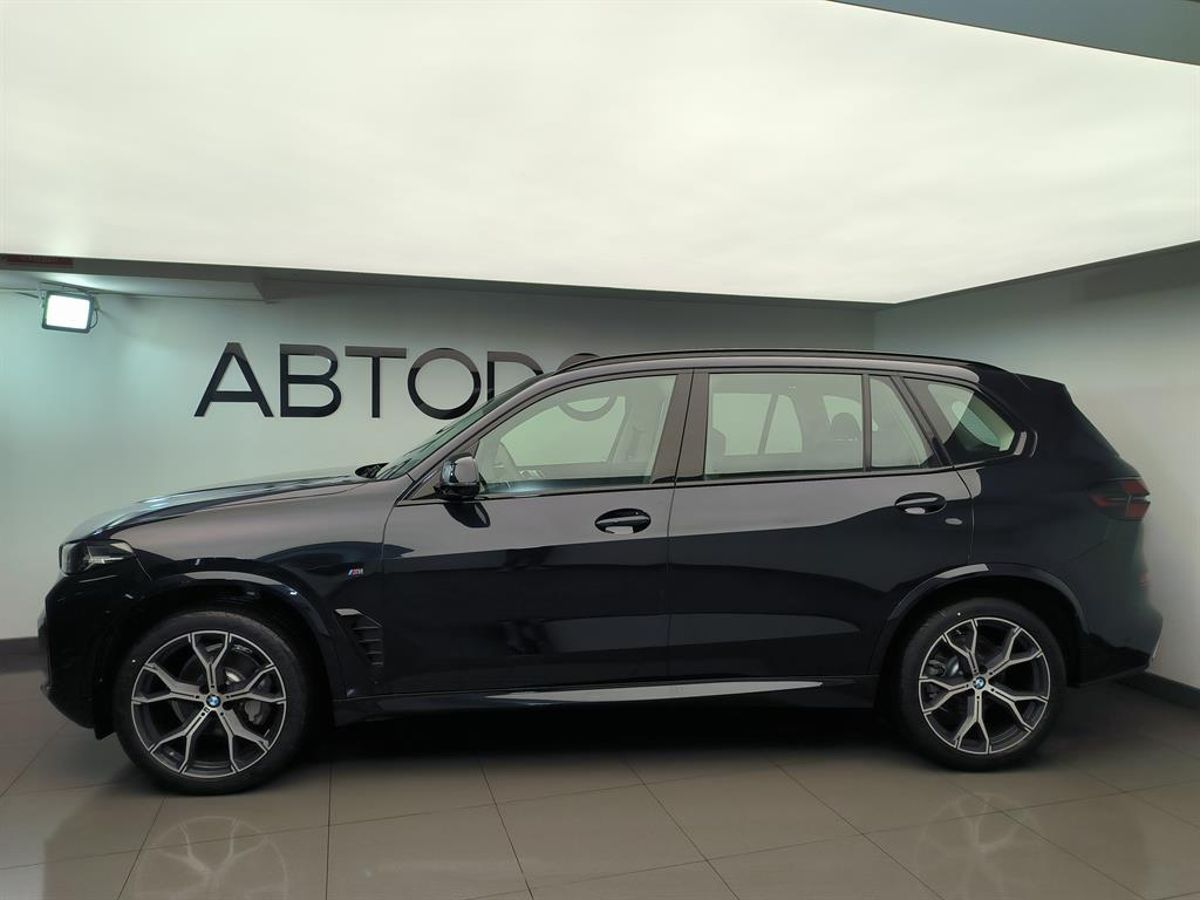 Автомобиль BMW X5 IV (G05) [рестайлинг] 2.0 AT 4WD (258 л.с.) Premium M Sport Night Чёрный 2025 