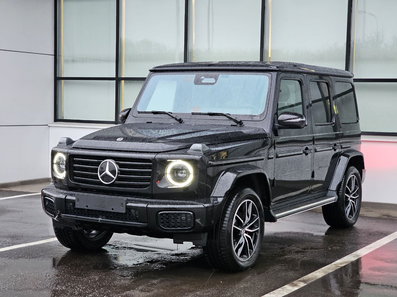Автомобиль Mercedes-Benz G-Класс III (W463) [рестайлинг] G 450 3.0d AT 4Matic (367 л.с.) G 450 D Чёрный 2024 