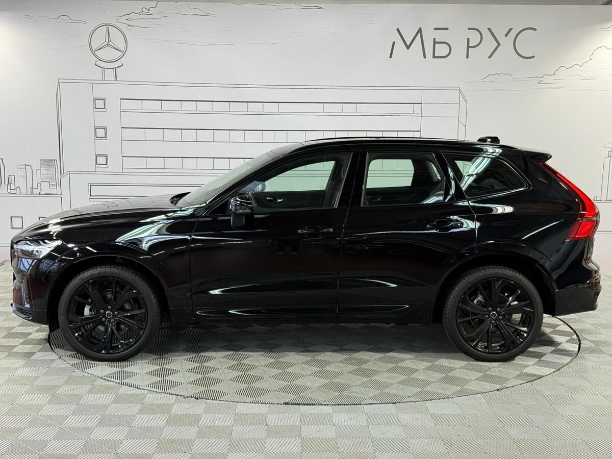 Автомобиль Volvo XC60 II [2-й рестайлинг] 2.0 AT 4WD (250 л.с.) Zhiyi Deluxe Чёрный 2025 с пробегом 25 км