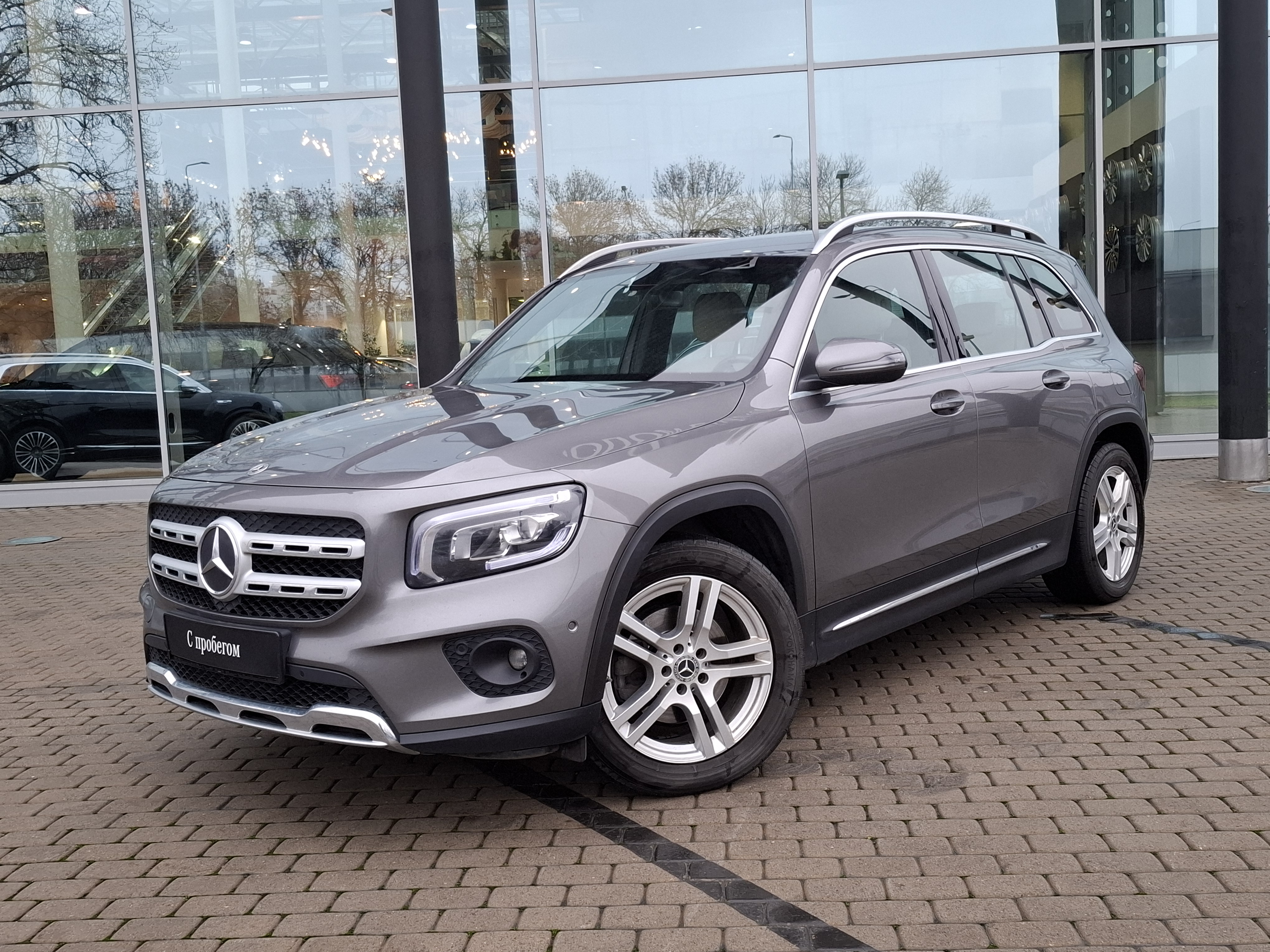 Автомобиль Mercedes-Benz GLB I поколение (X247) 200 1.3 AMT 4Matic (150 л.с.) Progressive Серый 2021 с пробегом 92 396 км