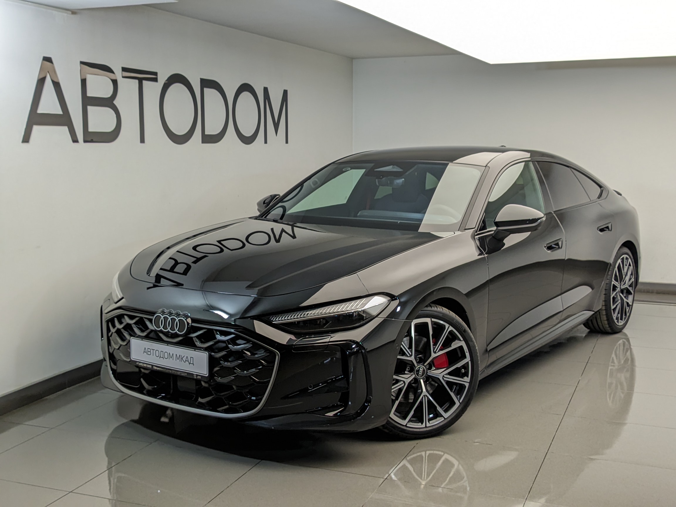 Audi A5 III поколение (B10) 2.0 AMT 4WD (204 л.с.) Base Чёрный 2026 