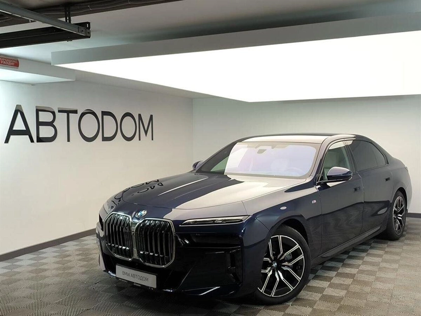 Автомобиль BMW 7 серии VII поколение (G70) 3.0d AT 4WD (286 л.с.) M Sport Синий 2024