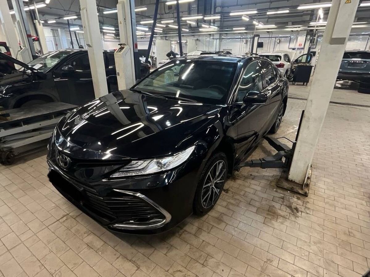 Автомобиль Toyota Camry VIII (XV70) [рестайлинг] 2.5 AT (200 л.с.) Prestige Safety Чёрный 2021 с пробегом 78 628 км