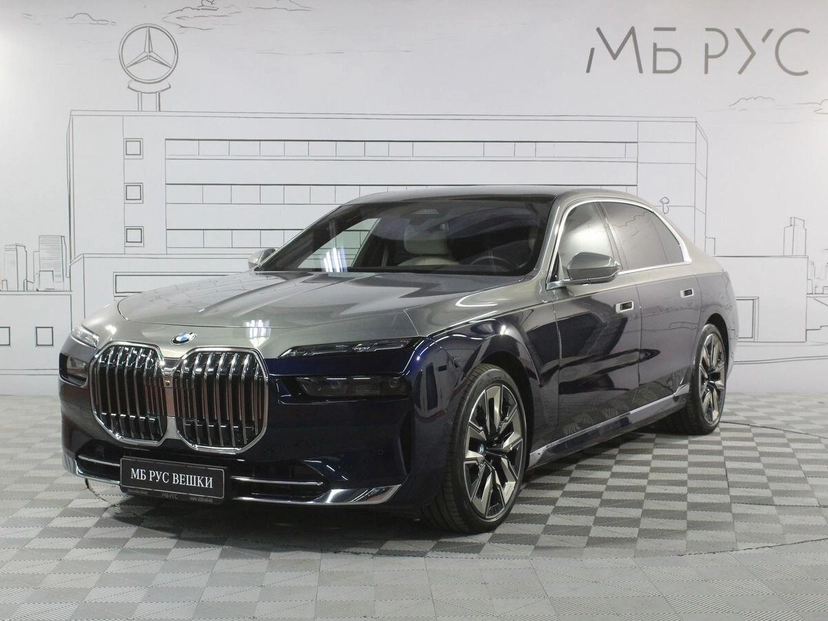 Автомобиль BMW 7 серии VII поколение (G70) 3.0d AT 4WD (286 л.с.) 740d xDrive Синий 2023 с пробегом 7 673 км