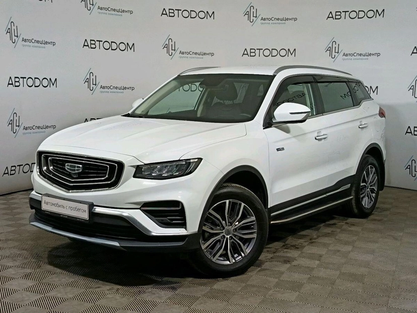 Автомобиль Geely Atlas Pro I поколение 1.5 AMT 4WD (177 л.с.) Luxury Белый 2023 с пробегом 90 933 км