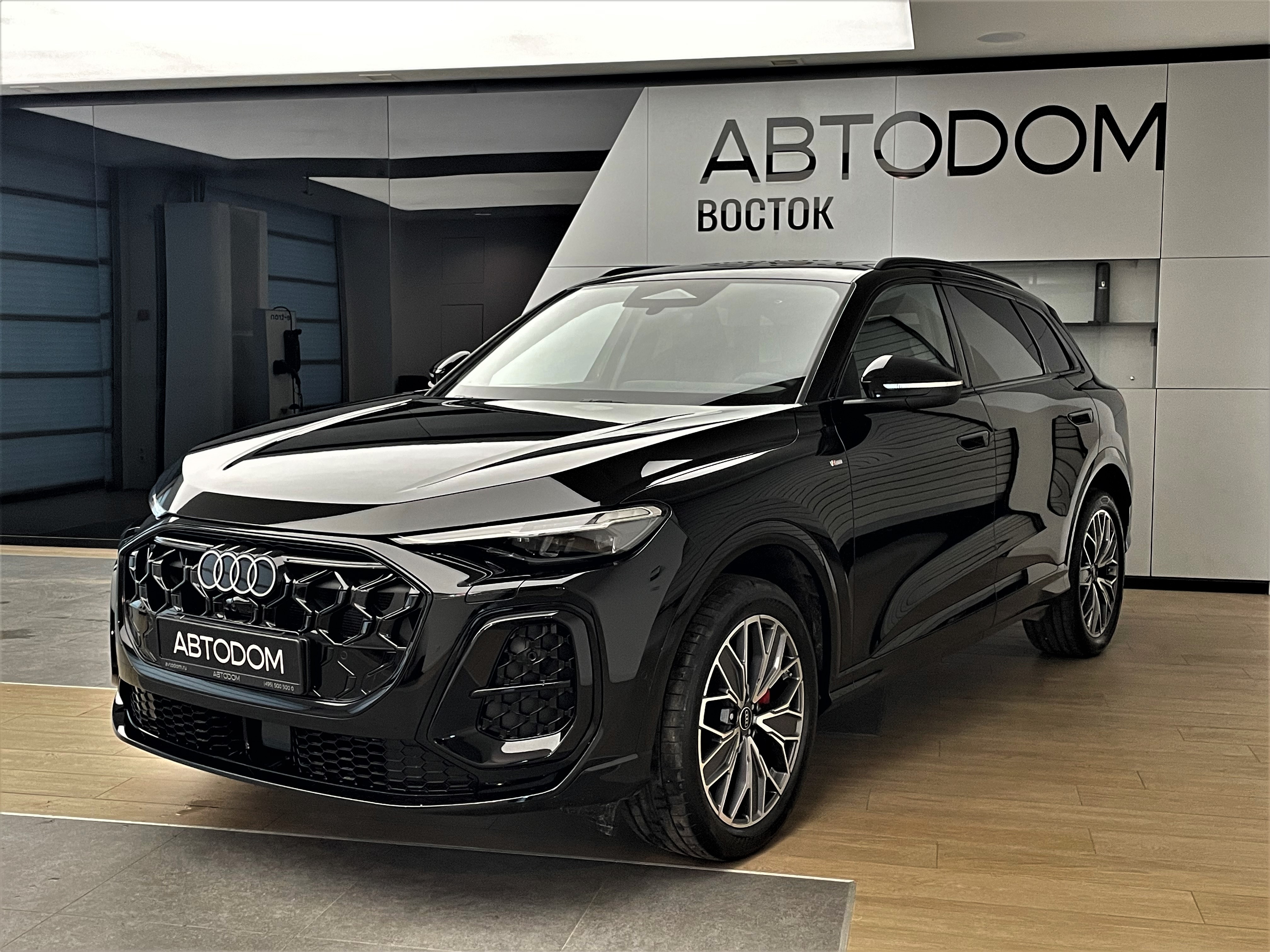 Audi Q5 III поколение 2.0 AMT 4WD (204 л.с.) 40 TFSI Quattro Чёрный 2026 