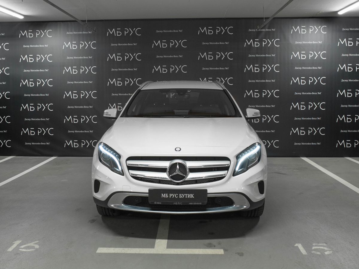 Mercedes-Benz GLA I поколение (X156) 250 2.0 AMT 4Matic (211 л.с.) Особая серия Белый 2016 с пробегом 42 000 км