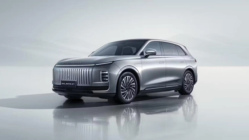 Автомобиль EXEED EXLANTIX ET I поколение 1.5hyb AT 4WD (469 л.с.) Top Серебристый 2025