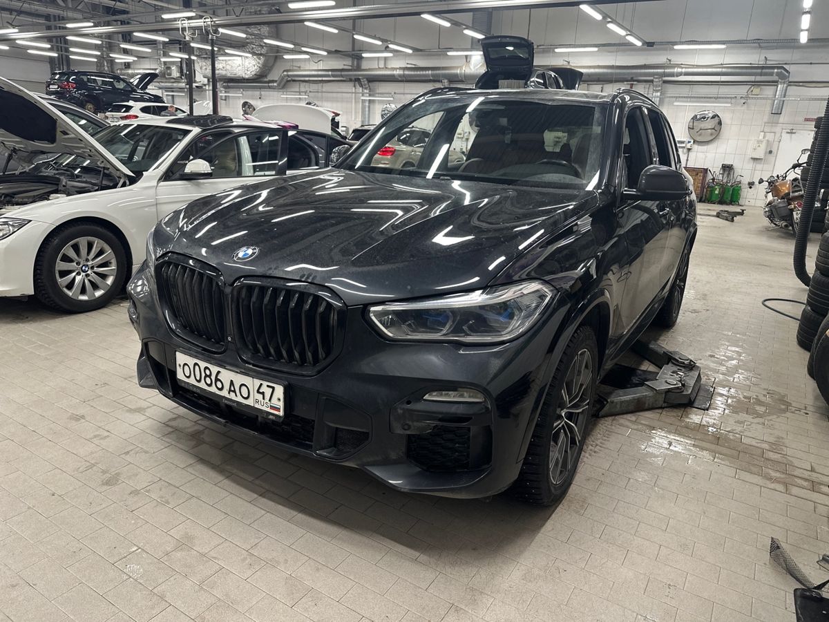 Автомобиль BMW X5 IV поколение (G05) 3.0d AT 4WD (400 л.с.) Base Чёрный 2021 с пробегом 107 734 км