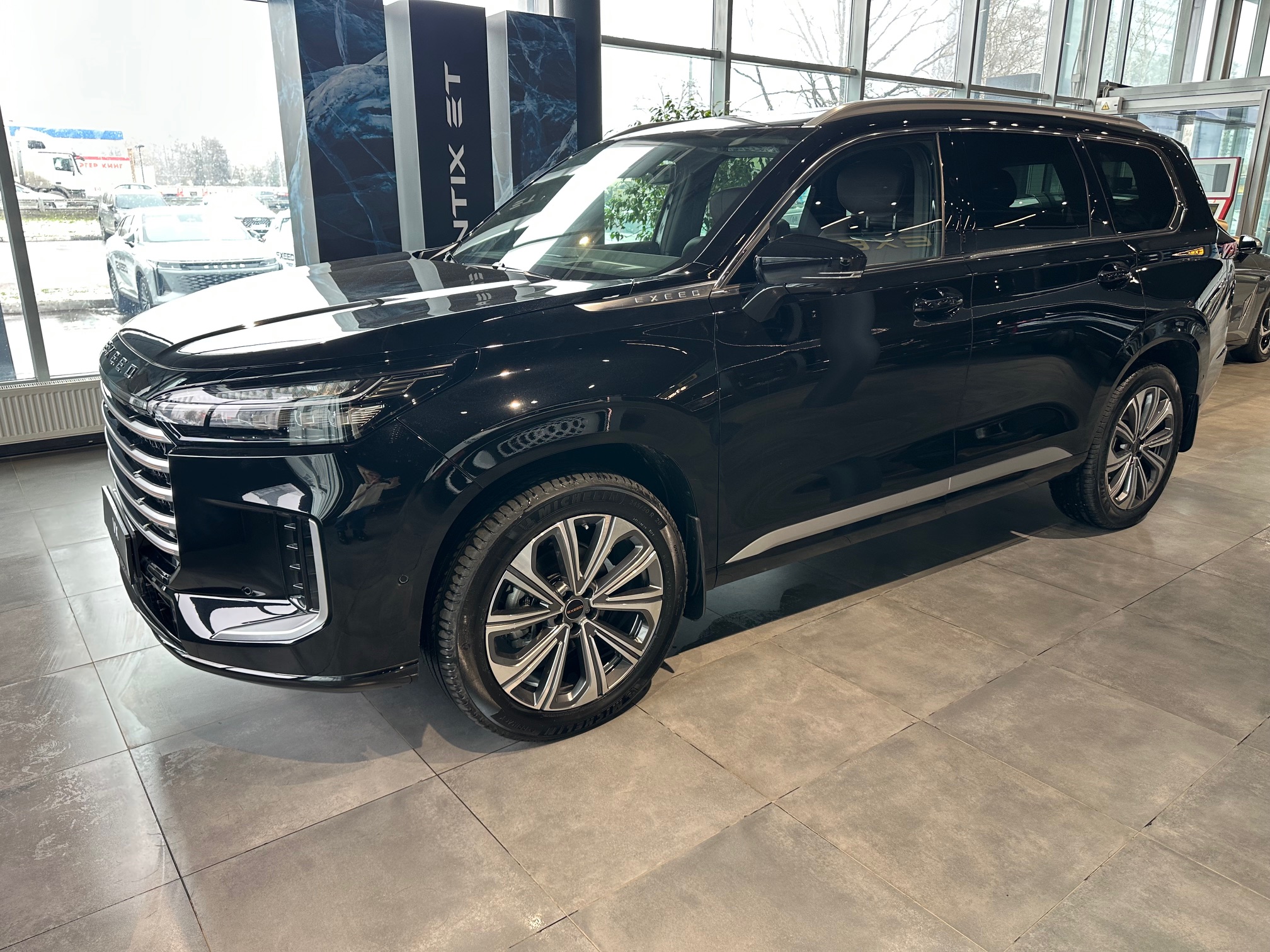 EXEED VX I [рестайлинг] 2.0 AT 4WD (249 л.с.) Президент 6 мест Чёрный 2025 