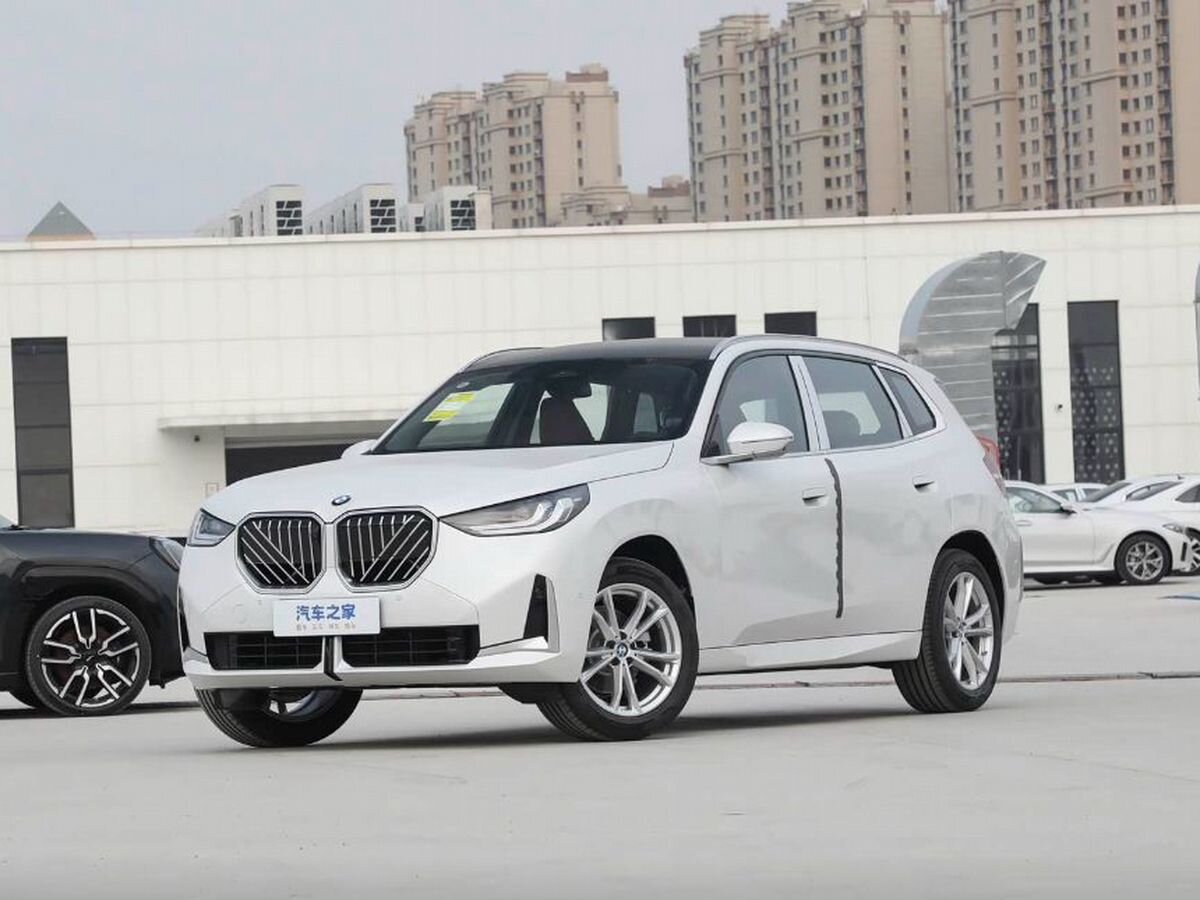Автомобиль BMW X3 IV поколение (G45/G48) 2.0 AT 4WD (190 л.с.) Luxury Белый 2025 