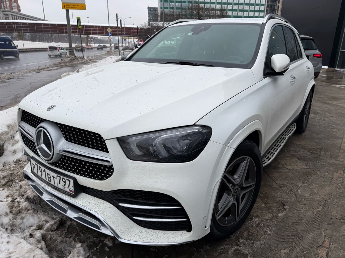 Автомобиль Mercedes-Benz GLE II поколение (V167) 300 2.0d AT 4Matic (245 л.с.) Sport Белый 2021 с пробегом 52 700 км