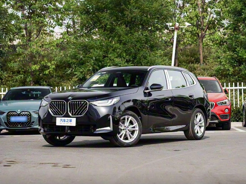 Автомобиль BMW X3 IV поколение (G45) 2.0 AT 4WD (190 л.с.) Luxury Чёрный 2025