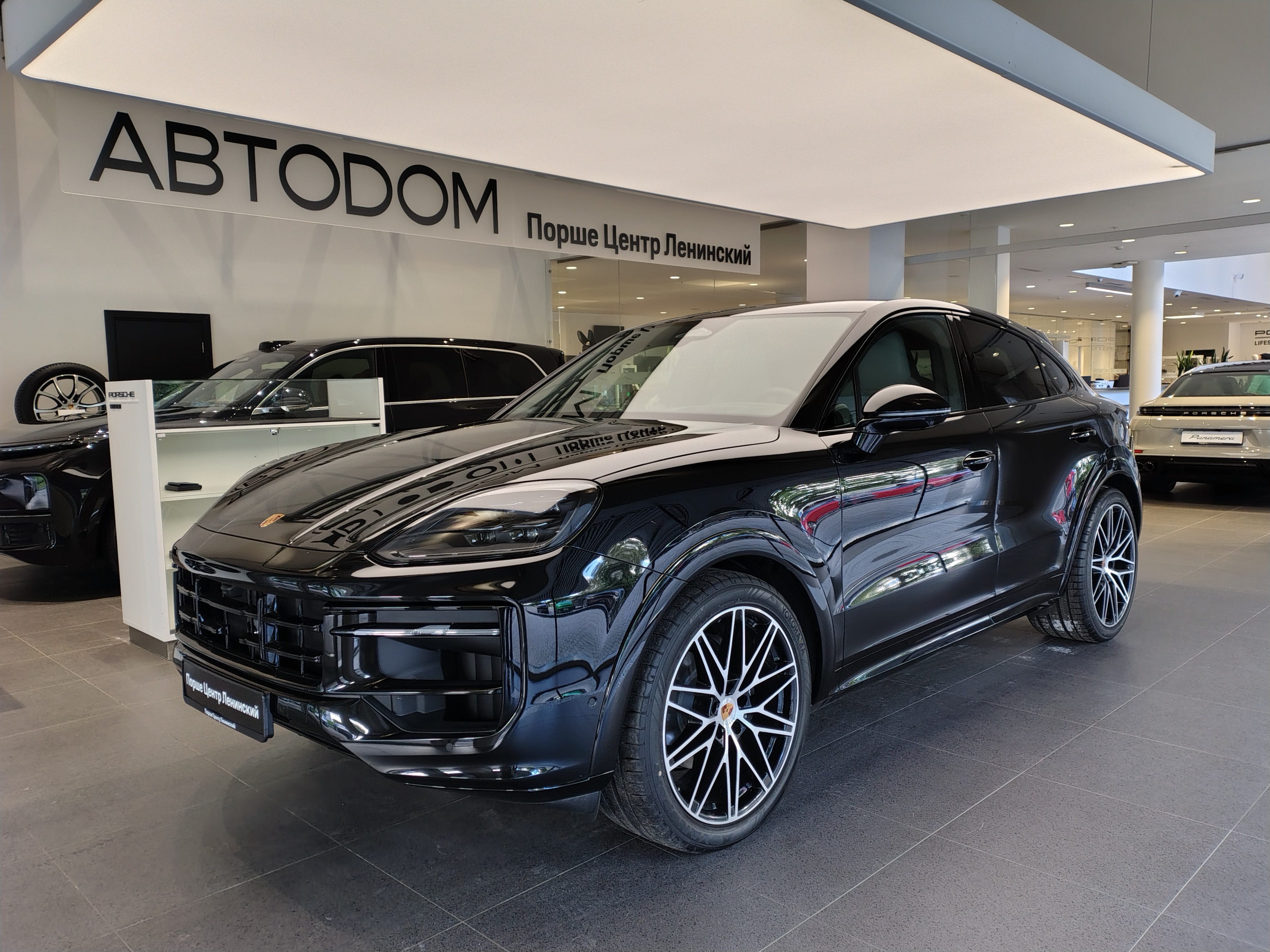 Porsche Cayenne III [рестайлинг] 3.0 AT 4WD (353 л.с.) Coupé Чёрный 2026 