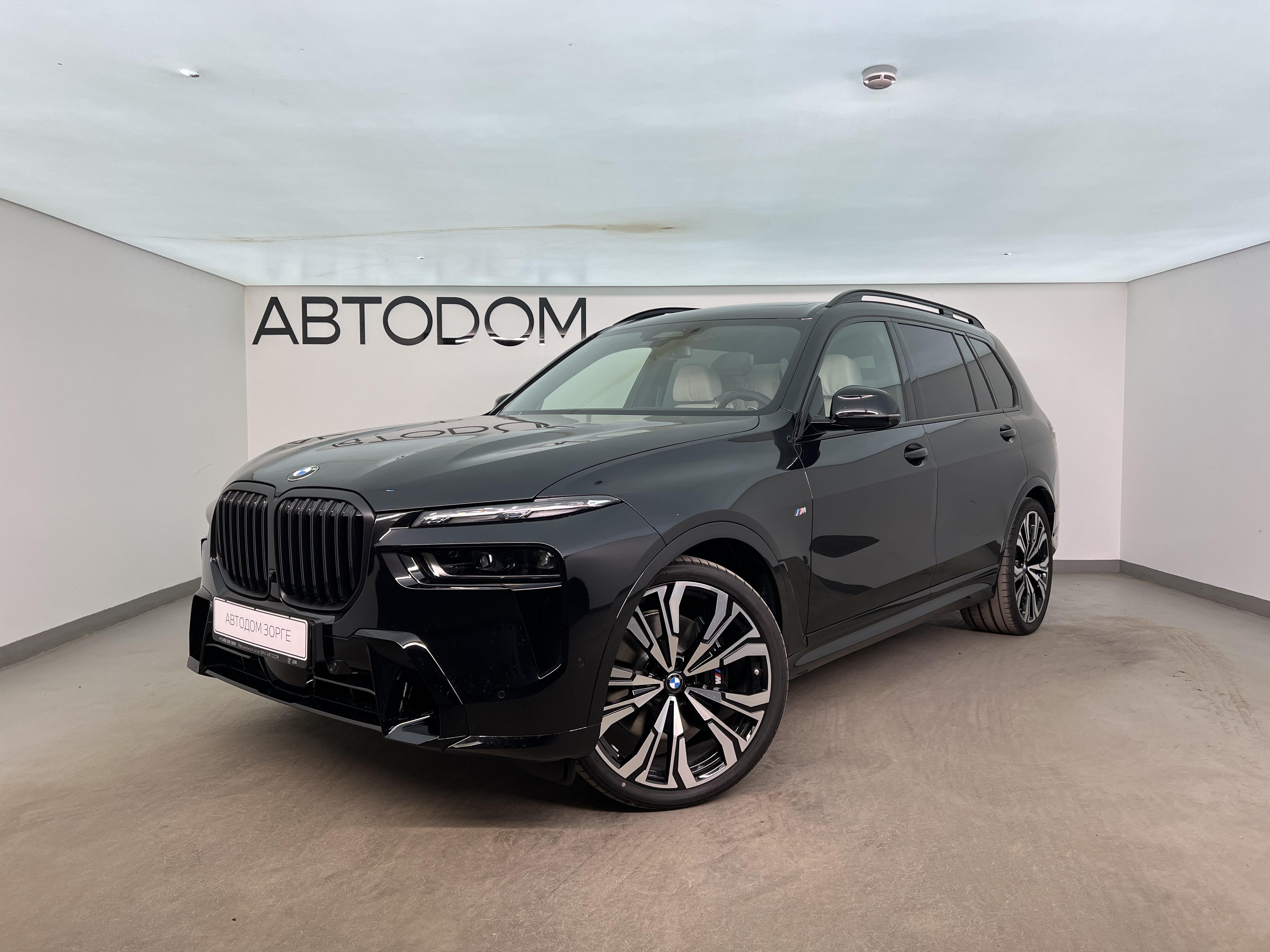 BMW X7 I (G07) [рестайлинг] 3.0d AT 4WD (340 л.с.) xDrive40d Чёрный 2026 