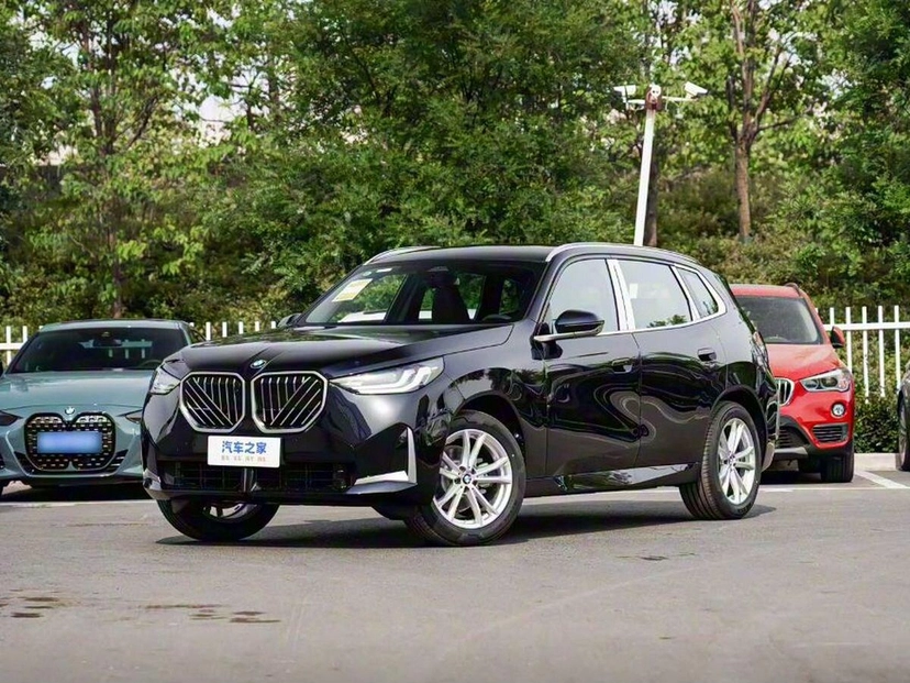 Автомобиль BMW X3 IV поколение (G45) 2.0 AT 4WD (190 л.с.) Luxury Чёрный 2025
