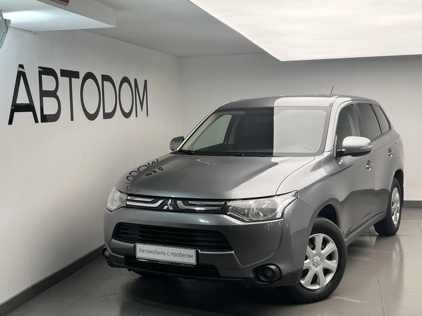 Автомобиль Mitsubishi Outlander III поколение 2.0 CVT 4WD (146 л.с.) Invite Серый 2013 с пробегом 149 560 км