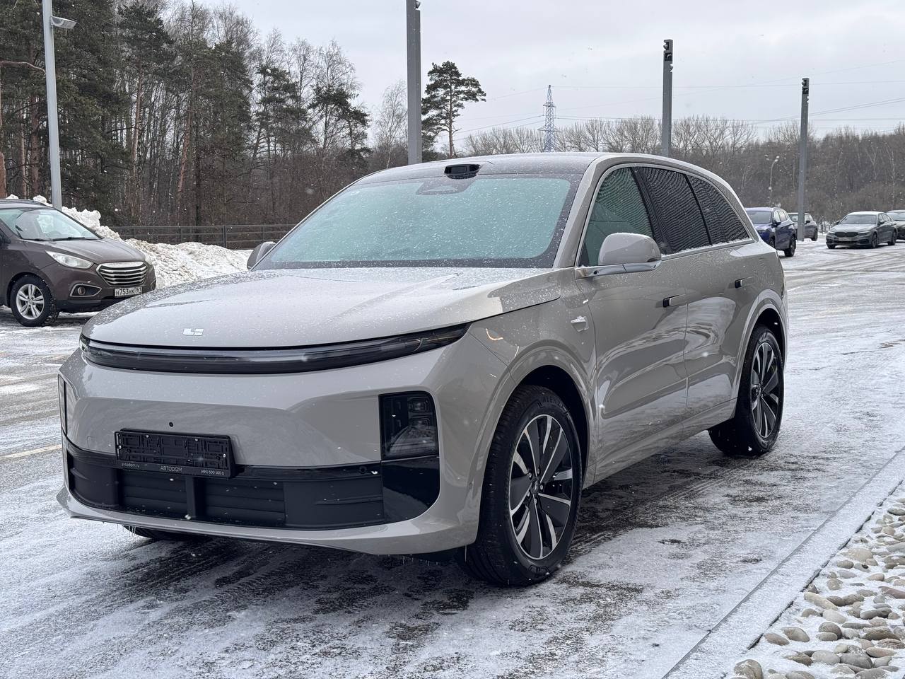 Автомобиль LiXiang L6 I поколение 1.5hyb AT 4WD (408 л.с.) Pro Серый 2025 
