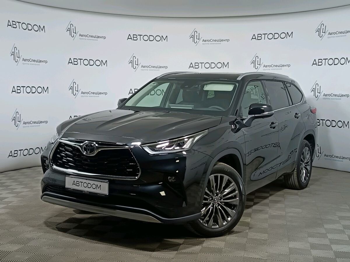 Автомобиль Toyota Highlander IV поколение 2.0 AT 4WD (248 л.с.) Premium Чёрный 2025 с пробегом 15 км