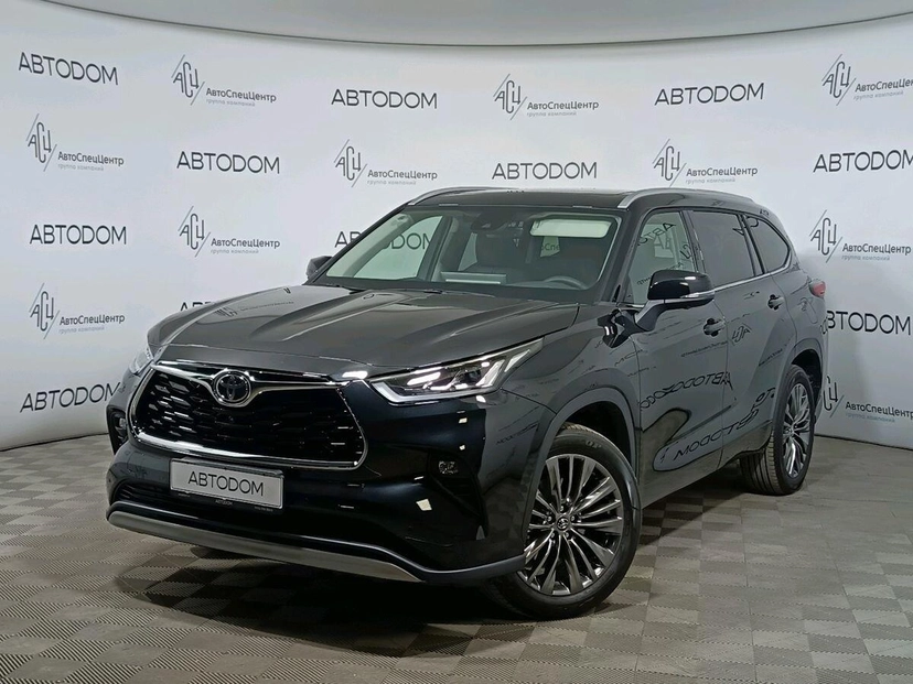 Автомобиль Toyota Highlander IV поколение 2.0 AT 4WD (248 л.с.) Premium Чёрный 2025 с пробегом 15 км